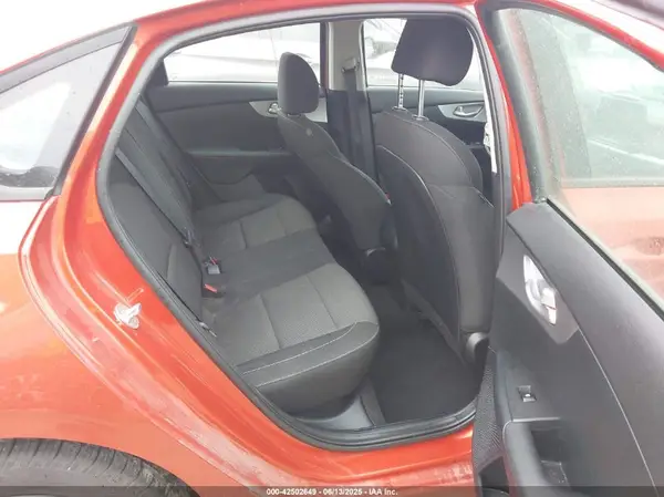 3KPF24AD3PE516092 2023 KIA FORTE - Image 8