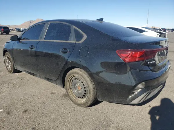 3KPF24AD3PE517467 2023 KIA FORTE - Image 2