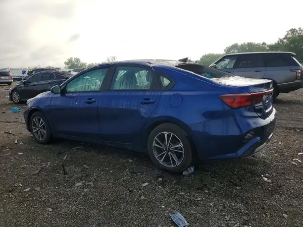 3KPF24AD3PE517615 2023 KIA FORTE - Image 2