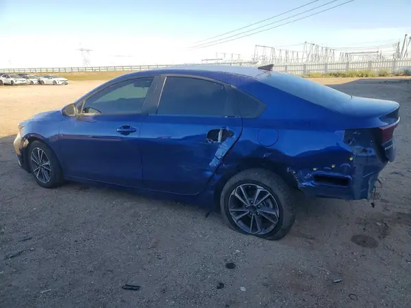 3KPF24AD3PE517758 2023 KIA FORTE - Image 2
