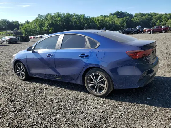 3KPF24AD3PE525892 2023 KIA FORTE - Image 2
