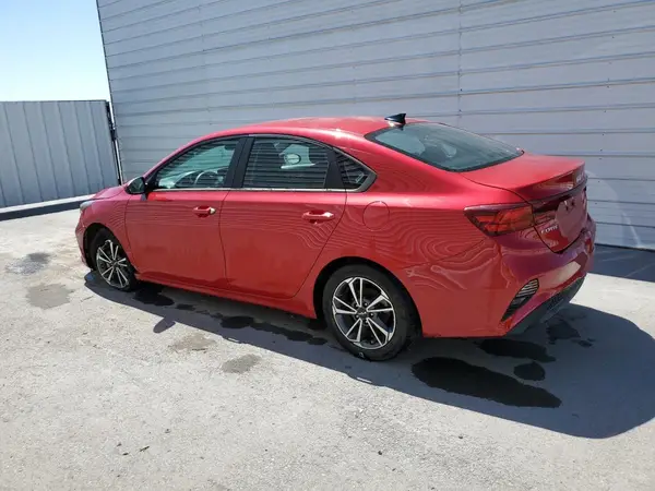 3KPF24AD3PE540618 2023 KIA FORTE - Image 2