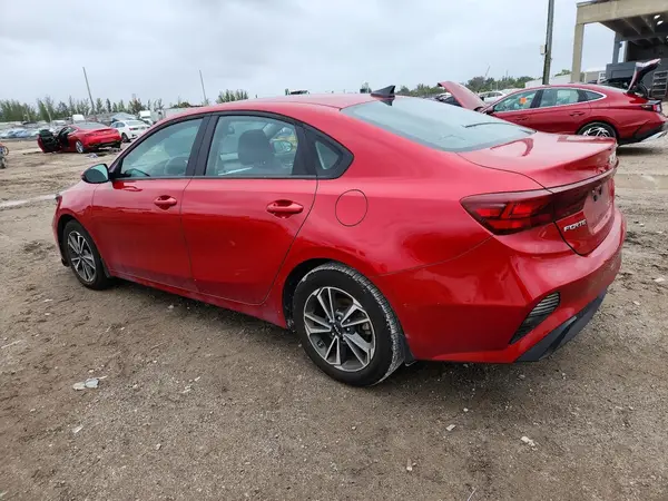 3KPF24AD3PE544488 2023 KIA FORTE - Image 2
