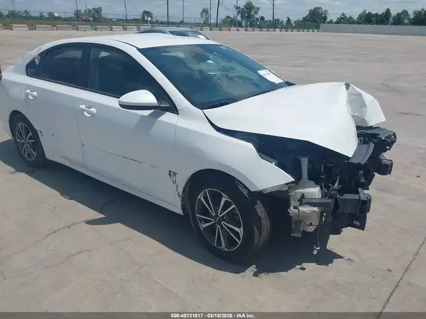 3KPF24AD3PE544653 2023 KIA FORTE - Image 1