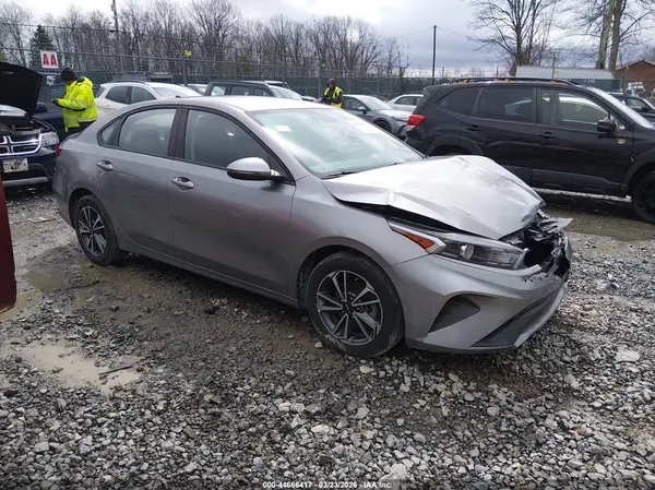 3KPF24AD3PE547519 2023 KIA FORTE - Image 1