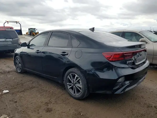3KPF24AD3PE551490 2023 KIA FORTE - Image 2