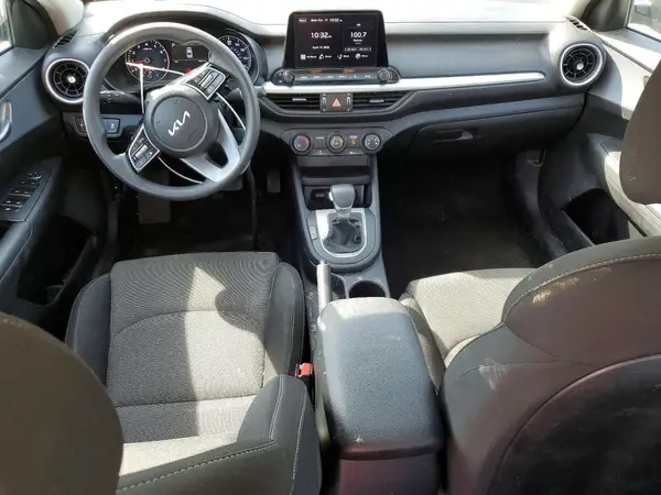 3KPF24AD3PE551540 2023 KIA FORTE - Image 8