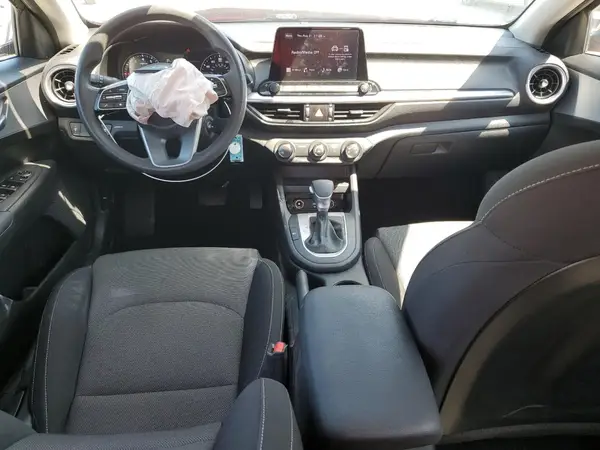 3KPF24AD3PE552235 2023 KIA FORTE - Image 8