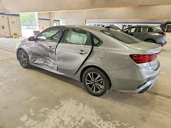3KPF24AD3PE556799 2023 KIA FORTE - Image 2