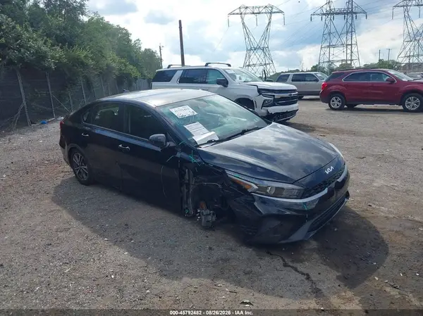 3KPF24AD3PE561713 2023 KIA FORTE - Image 1