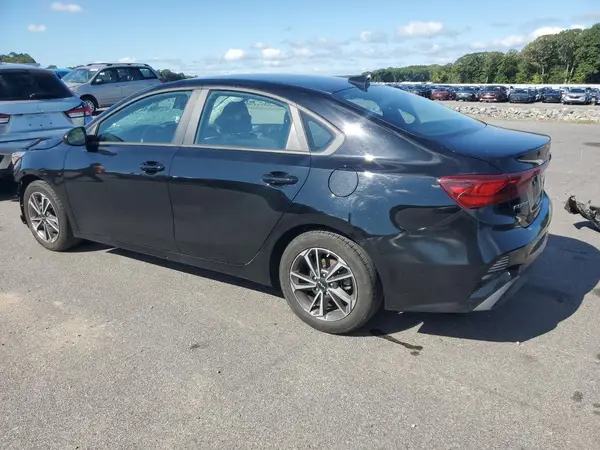 3KPF24AD3PE563767 2023 KIA FORTE - Image 2