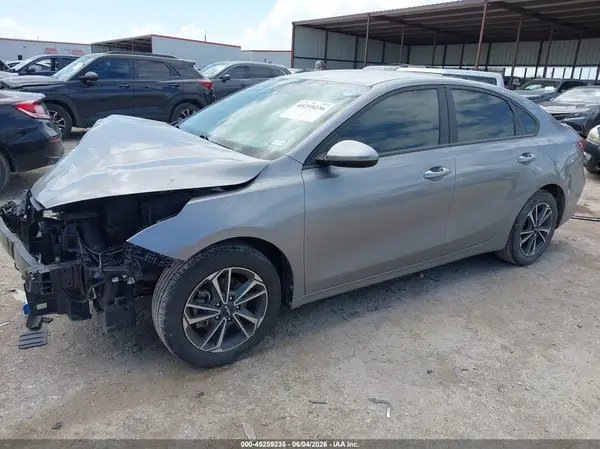 3KPF24AD3PE566510 2023 KIA FORTE - Image 2