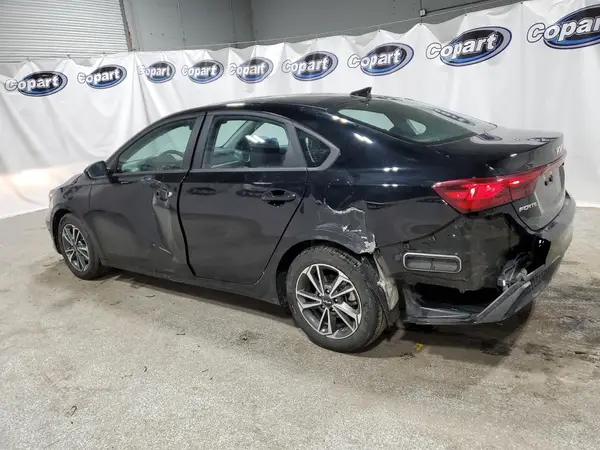 3KPF24AD3PE568760 2023 KIA FORTE - Image 2