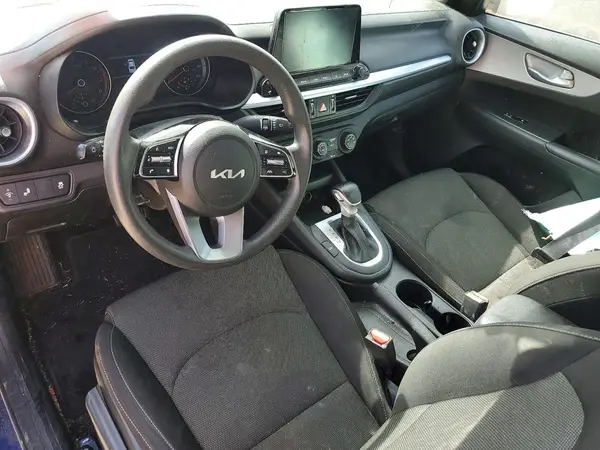 3KPF24AD3PE568841 2023 KIA FORTE - Image 8