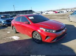 3KPF24AD3PE569083 2023 KIA FORTE
