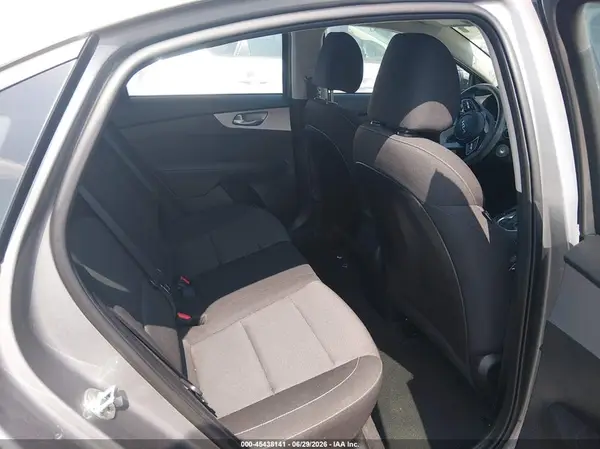 3KPF24AD3PE577748 2023 KIA FORTE - Image 8