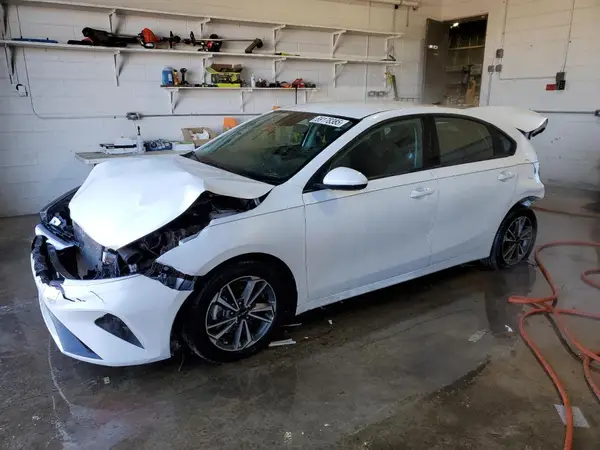 3KPF24AD3PE578351 2023 KIA FORTE - Image 1