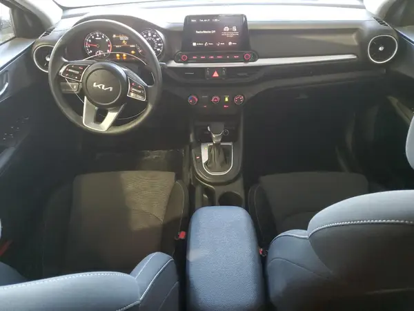 3KPF24AD3PE578351 2023 KIA FORTE - Image 8