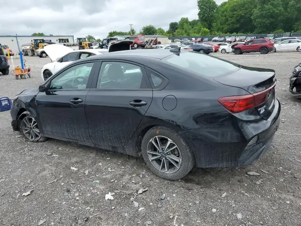 3KPF24AD3PE581637 2023 KIA FORTE - Image 2