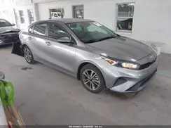 3KPF24AD3PE588300 2023 KIA FORTE
