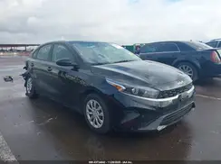 3KPF24AD3PE588975 2023 KIA FORTE