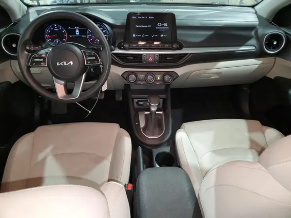 3KPF24AD3PE590421 2023 KIA FORTE - Image 8
