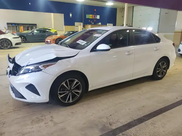 3KPF24AD3PE590466 2023 KIA FORTE - Image 1