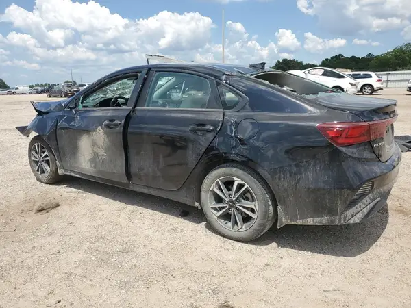 3KPF24AD3PE590838 2023 KIA FORTE - Image 2