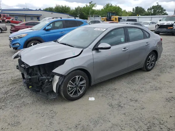 3KPF24AD3PE592623 2023 KIA FORTE - Image 1