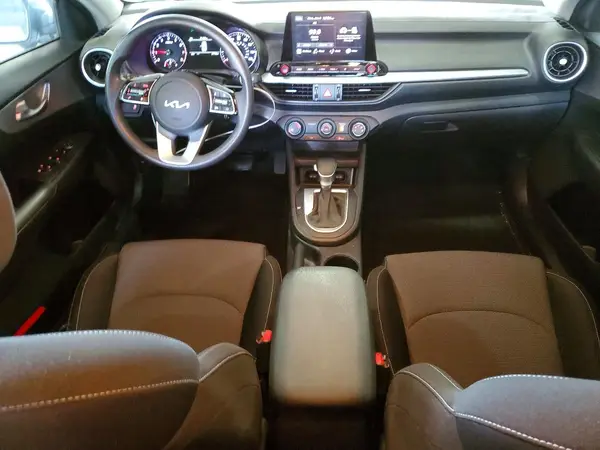3KPF24AD3PE593464 2023 KIA FORTE - Image 8