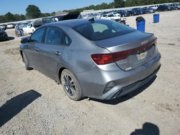 3KPF24AD3PE595053 2023 KIA FORTE - Image 2