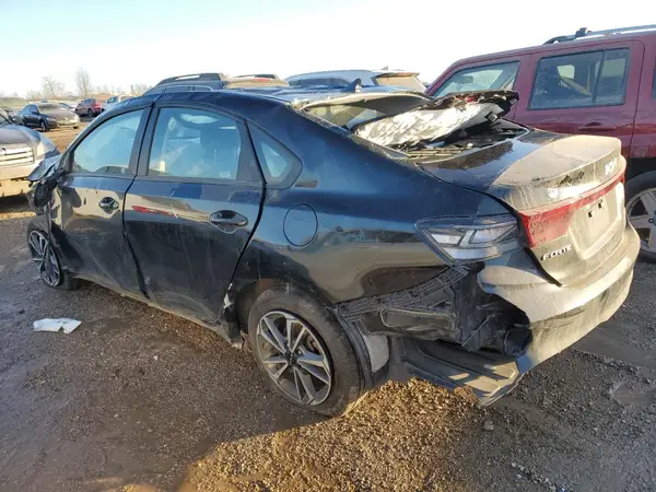 3KPF24AD3PE598521 2023 KIA FORTE - Image 2