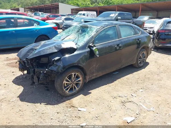 3KPF24AD3PE598681 2023 KIA FORTE - Image 2