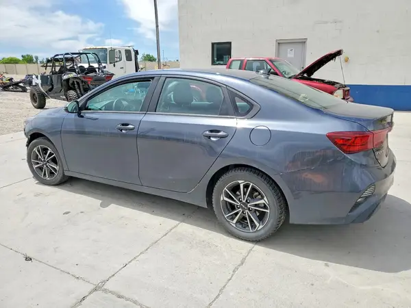 3KPF24AD3PE602843 2023 KIA FORTE - Image 2