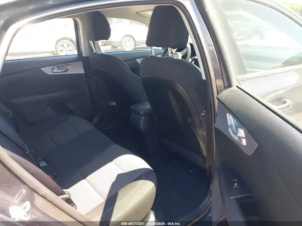3KPF24AD3PE607847 2023 KIA FORTE - Image 8