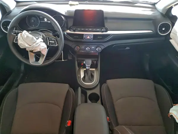 3KPF24AD3PE608996 2023 KIA FORTE - Image 8