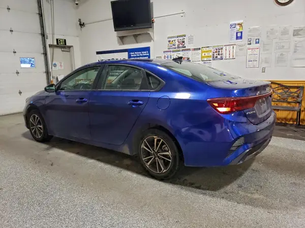3KPF24AD3PE609789 2023 KIA FORTE - Image 2