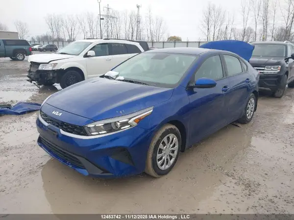 3KPF24AD3PE614233 2023 KIA FORTE - Image 2
