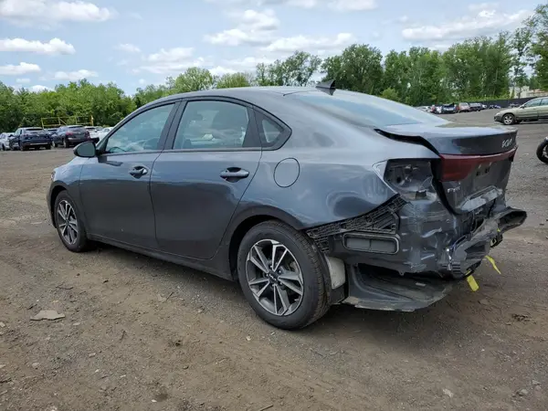 3KPF24AD3PE614541 2023 KIA FORTE - Image 2