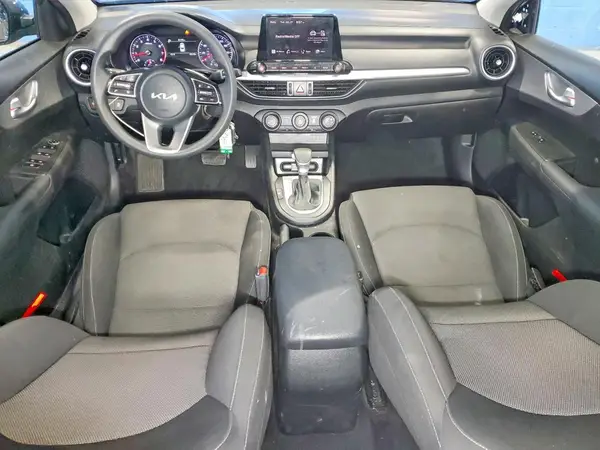 3KPF24AD3PE616760 2023 KIA FORTE - Image 8