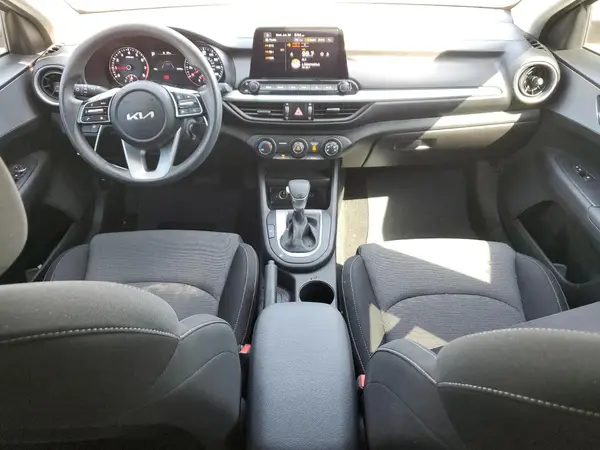 3KPF24AD3PE617214 2023 KIA FORTE - Image 8