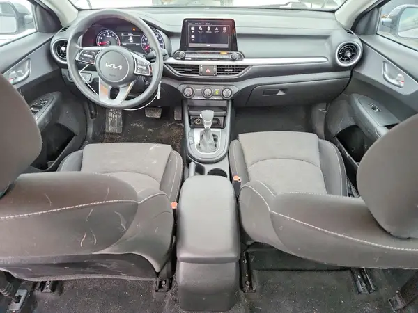 3KPF24AD3PE622249 2023 KIA FORTE - Image 8