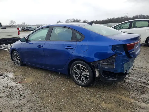 3KPF24AD3PE628181 2023 KIA FORTE - Image 2