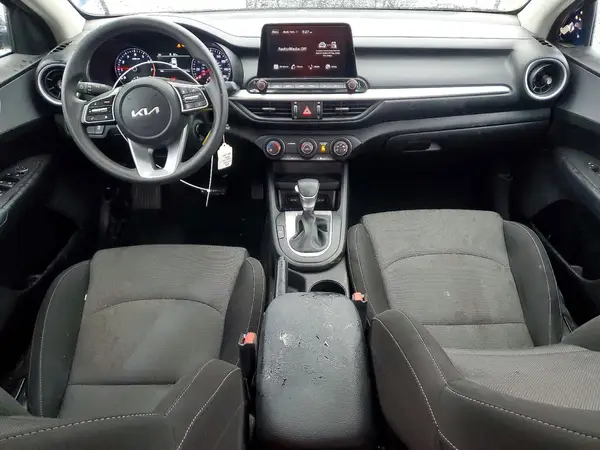 3KPF24AD3PE628181 2023 KIA FORTE - Image 8