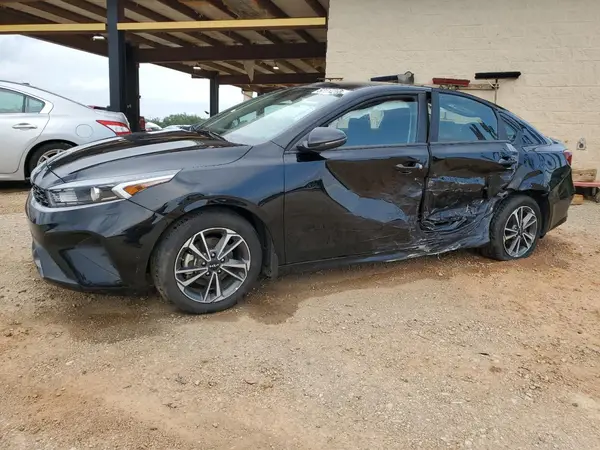 3KPF24AD3PE631405 2023 KIA FORTE - Image 1