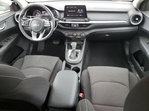 3KPF24AD3PE631405 2023 KIA FORTE - Image 8