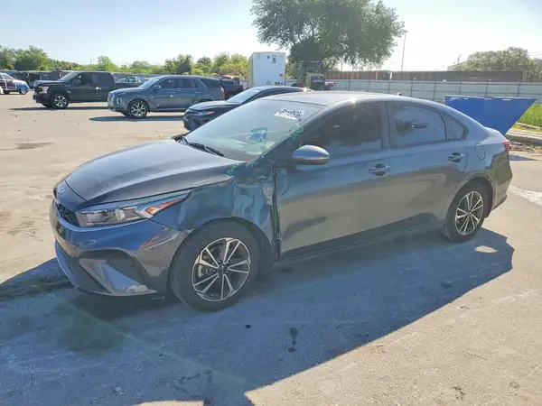 3KPF24AD3PE631677 2023 KIA FORTE - Image 1
