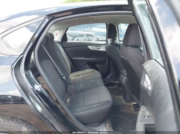 3KPF24AD3PE632067 2023 KIA FORTE - Image 8