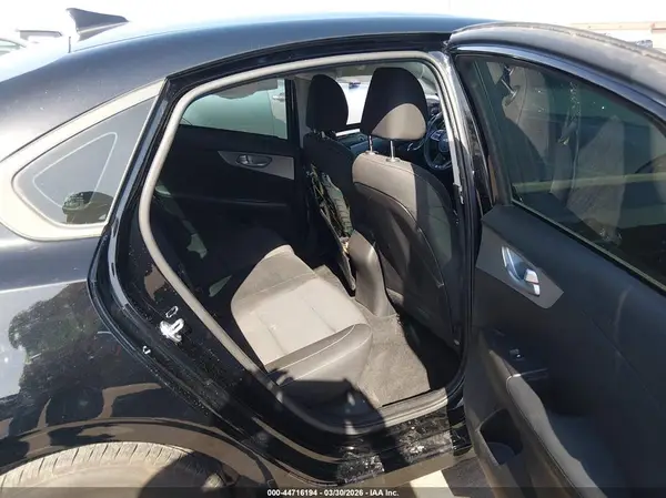 3KPF24AD3PE632361 2023 KIA FORTE - Image 8