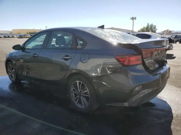 3KPF24AD3PE634160 2023 KIA FORTE - Image 2